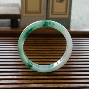 62.5mm糯冰种飘翠翡翠平安镯