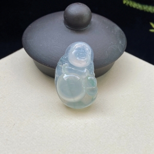 冰种晴水翡翠弥勒佛吊坠