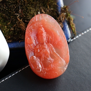 冰飘南红大势至菩萨吊坠