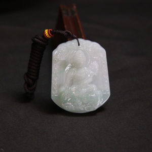 糯冰种翡翠普贤菩萨吊坠