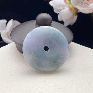 糯种春带彩翡翠平安扣吊坠