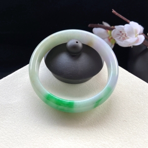 54.5mm糯种春带彩翡翠平安镯
