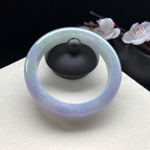 60mm糯冰种春带彩翡翠平安镯