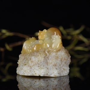 山料和田糖玉数钱摆件