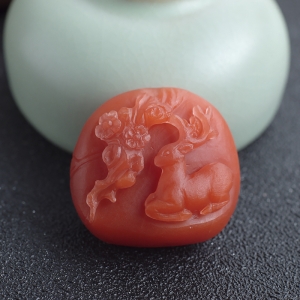 柿子红南红鹿吊坠