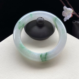 57mm糯冰种飘花翡翠平安镯
