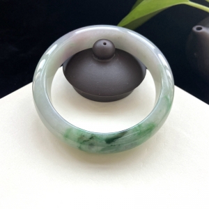 58mm糯种春带彩翡翠平安镯
