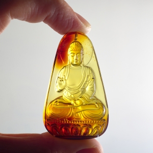 墨西哥红蓝珀佛吊坠