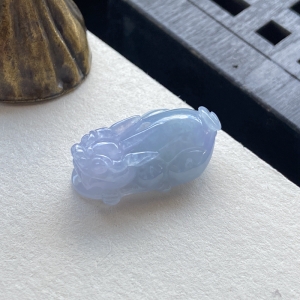 糯种紫罗兰翡翠貔貅吊坠