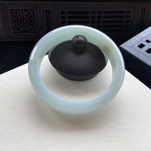 57mm糯种底色翡翠平安镯