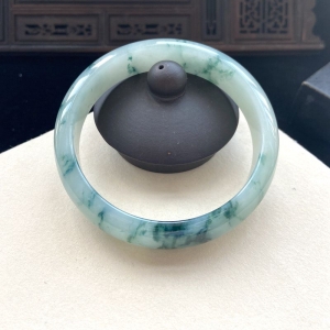 56.5mm糯冰种飘花翡翠平安镯