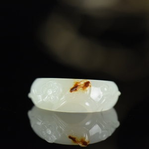 籽料和田白玉喜上眉梢指环