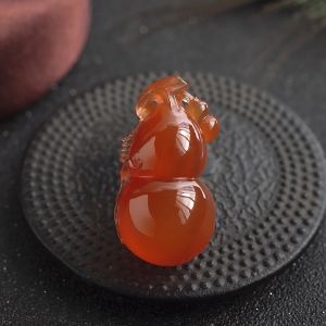 冰红南红葫芦吊坠