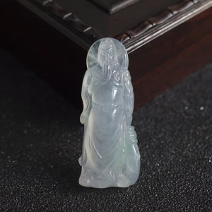 冰种飘翠翡翠关公吊坠