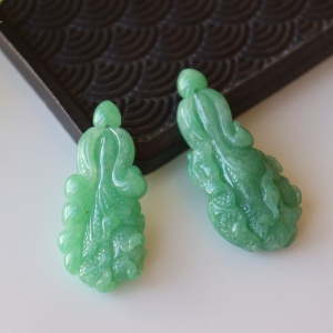 糯种豆绿翡翠白菜吊坠（单件）