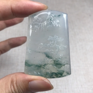糯冰种飘花翡翠山水意境吊坠