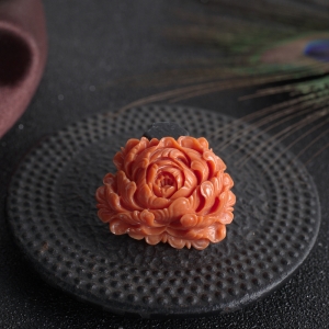 MOMO珊瑚牡丹花吊坠