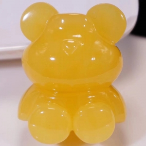 鸡油黄蜜蜡小熊吊坠