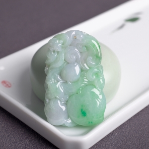 糯冰种飘翠翡翠福寿吊坠