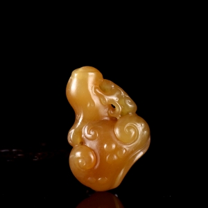 山料和田糖玉如意吊坠