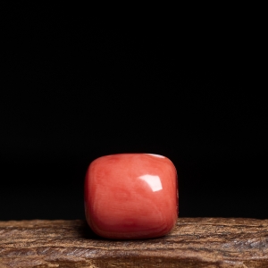 MOMO珊瑚桶珠
