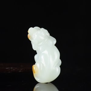 籽料和田白玉旺财吊坠