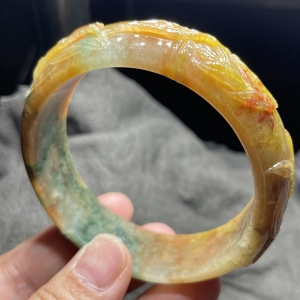 58.2mm糯种红翡翡翠手镯