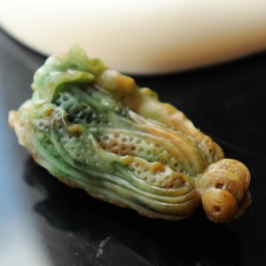 糯种黄加绿翡翠百财吊坠