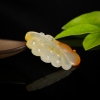 天然山料俏色黄龙玉吊坠-红掌柜