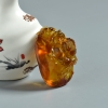 缅甸黄茶珀牡丹花吊坠-红掌柜