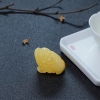 柠檬黄蜜蜡吊坠-红掌柜
