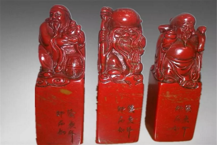鸡血石印章价格