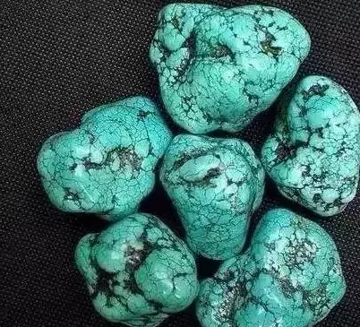 假绿松石图片，绿松石鉴别