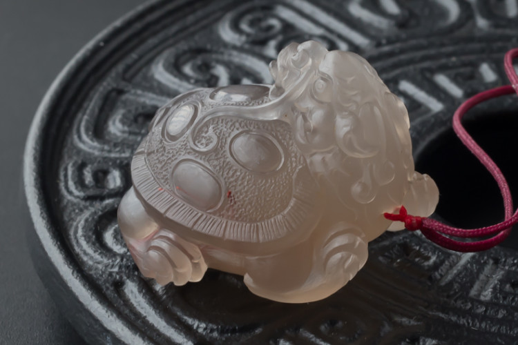 南红冰飘挂件