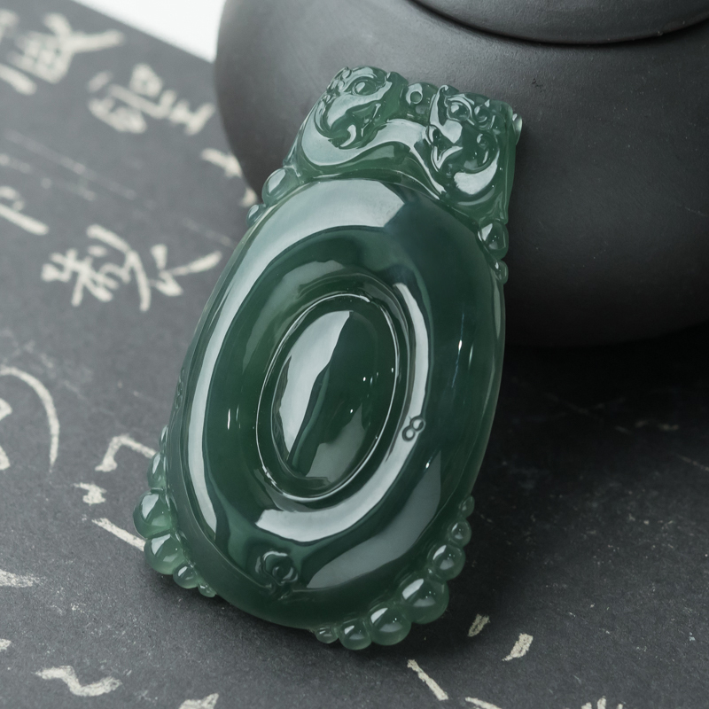 蓝水翡翠价格