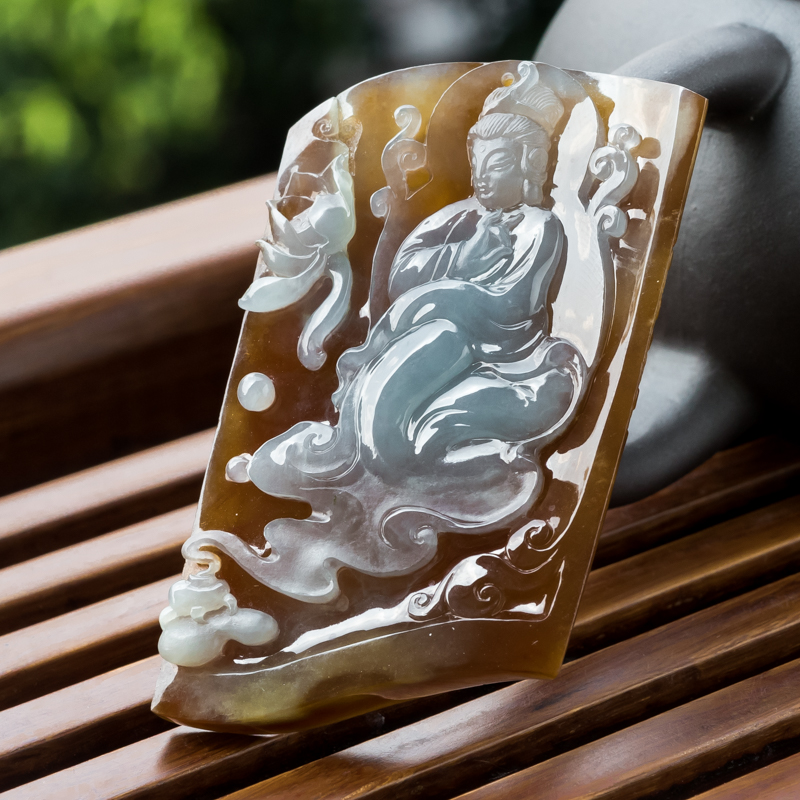 翡翠观音吊坠