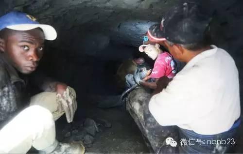 琥珀蜜蜡开采-红掌柜