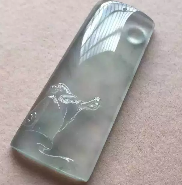 翡翠吊坠